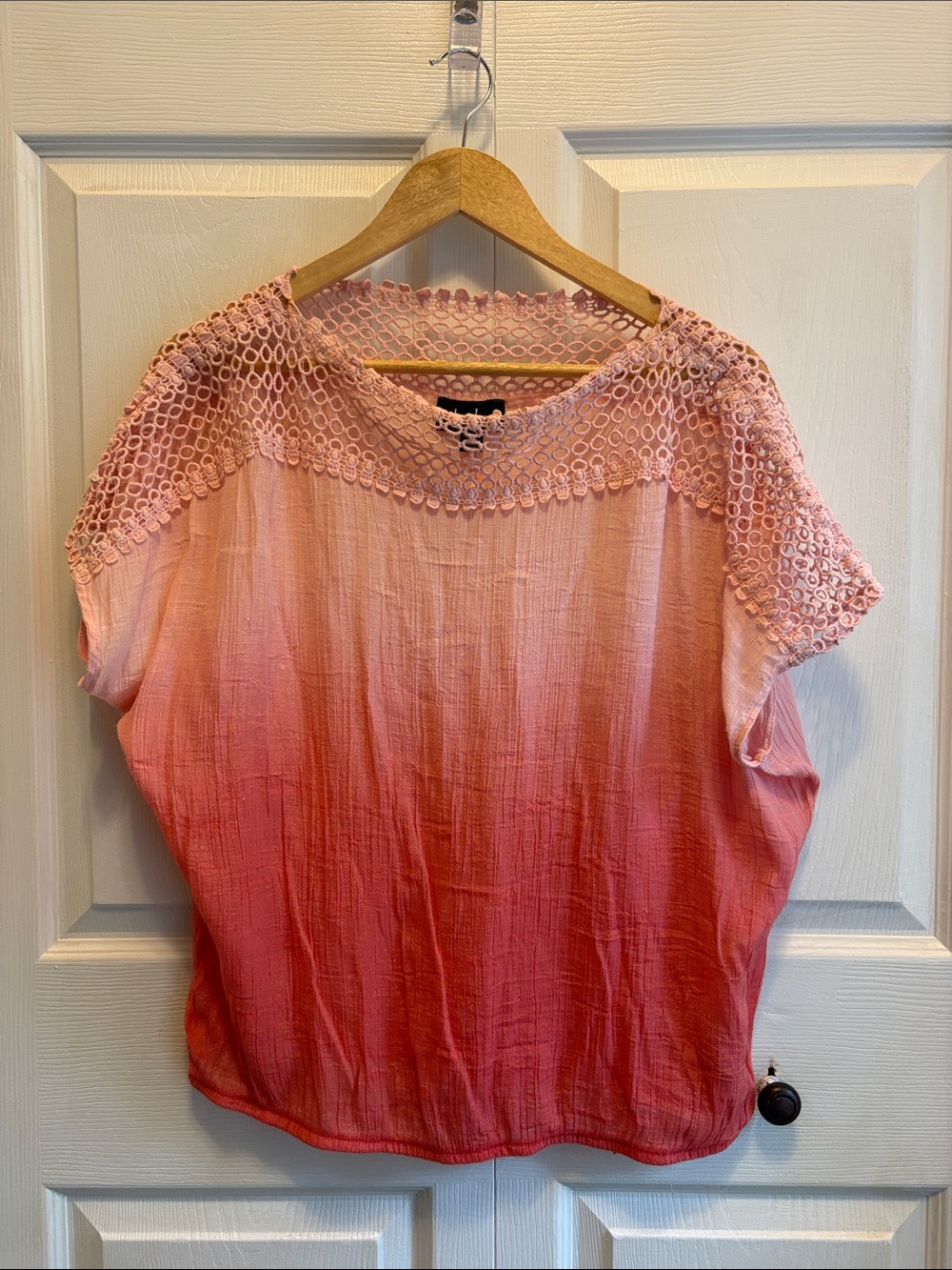 by & by Pink Ombre Crochet Yoke Short Sleeve Blouse